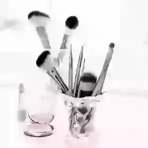 Delilah Brushes